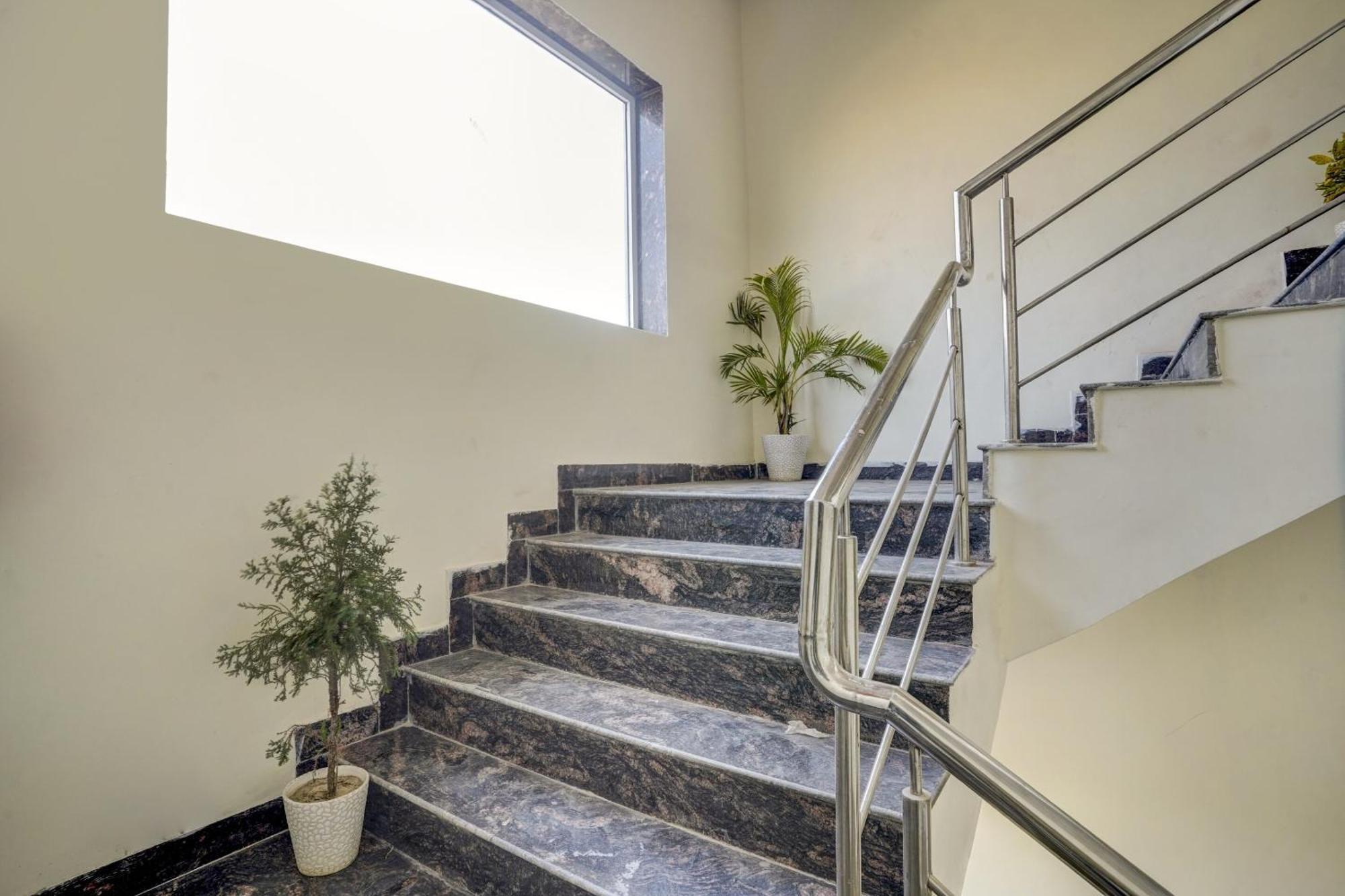 Siroli Townhouse Jagatpura & Pratapnagar酒店 外观 照片